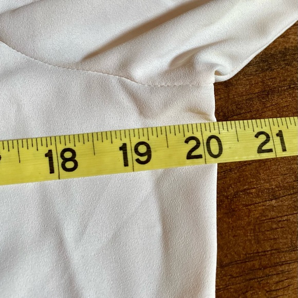 ✨Anne Klein Smocked-Cuff Tie-Neck Blouse✨ NWT - Picture 13 of 15